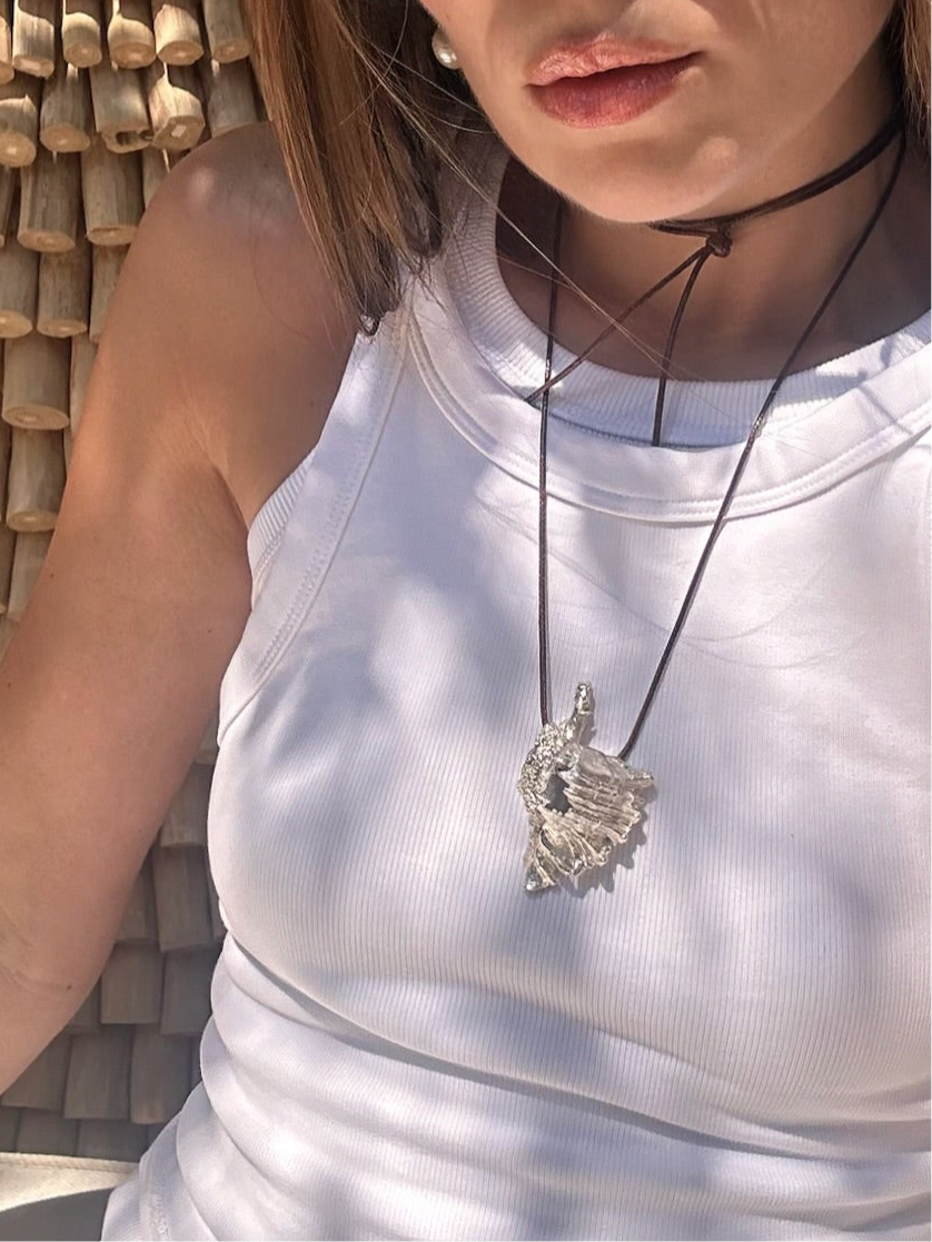 CONCHA Necklace