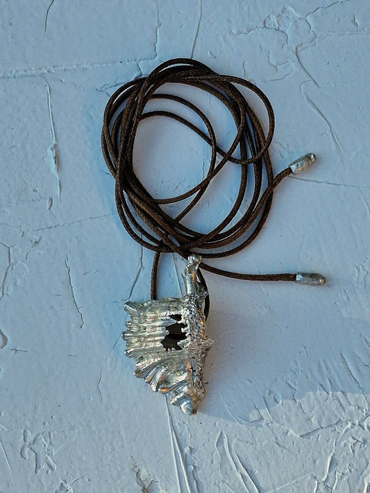 CONCHA Necklace